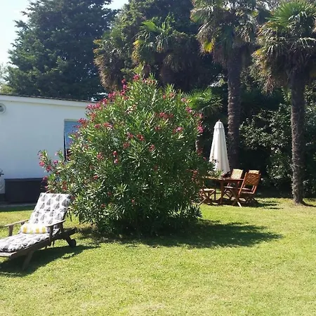 Ferienhaus In Mit Grossem Garten Banjole